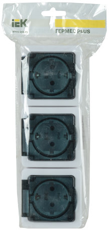 Розетка 3-местная для открытой установки РСб23-3-ГПБд с заземляющим контактом IP54 ГЕРМЕС PLUS дымчатый IEK